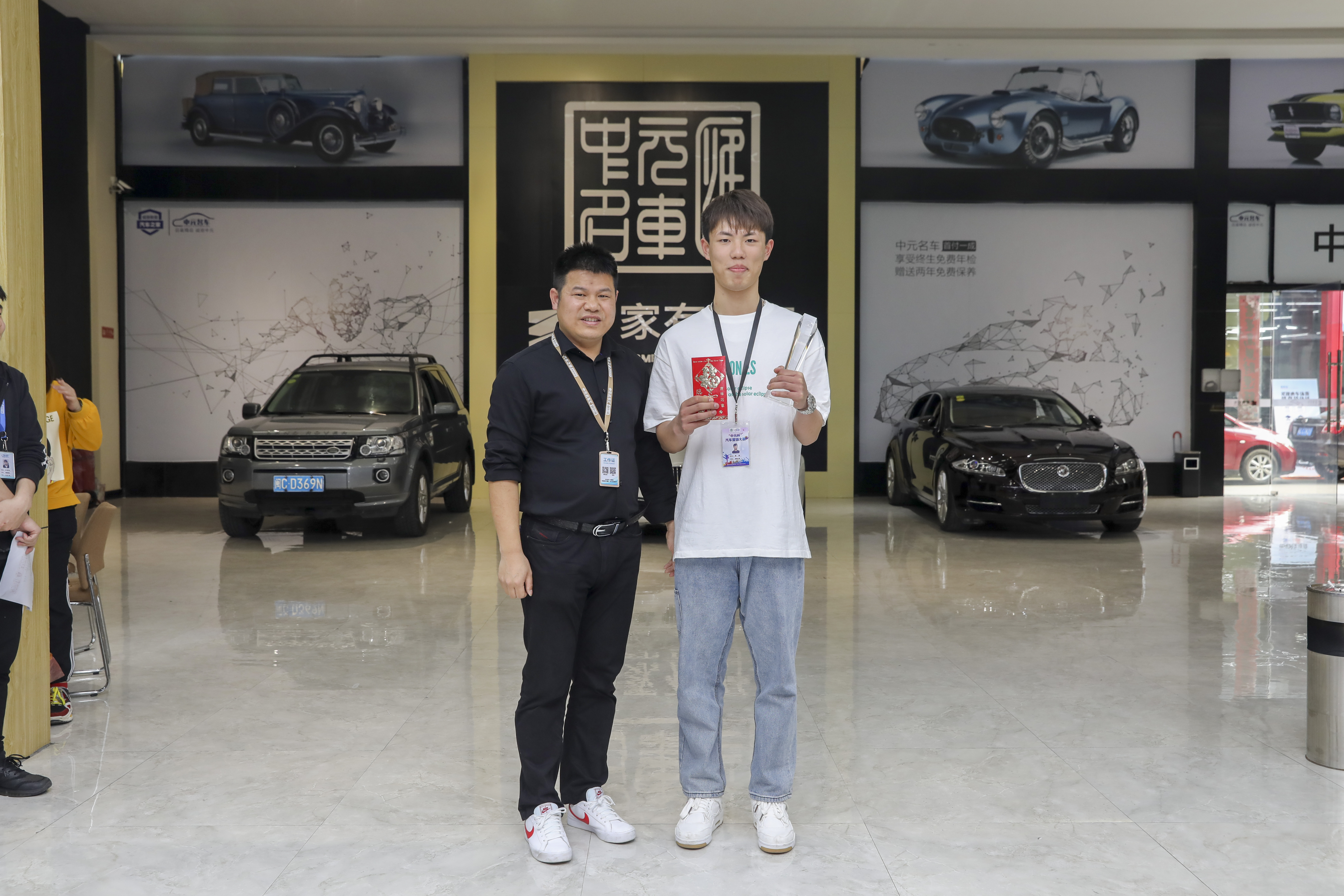 C12A0481.jpg C12A0481.jpg