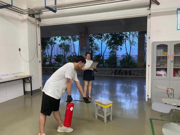 图片3.jpg 图片3.jpg