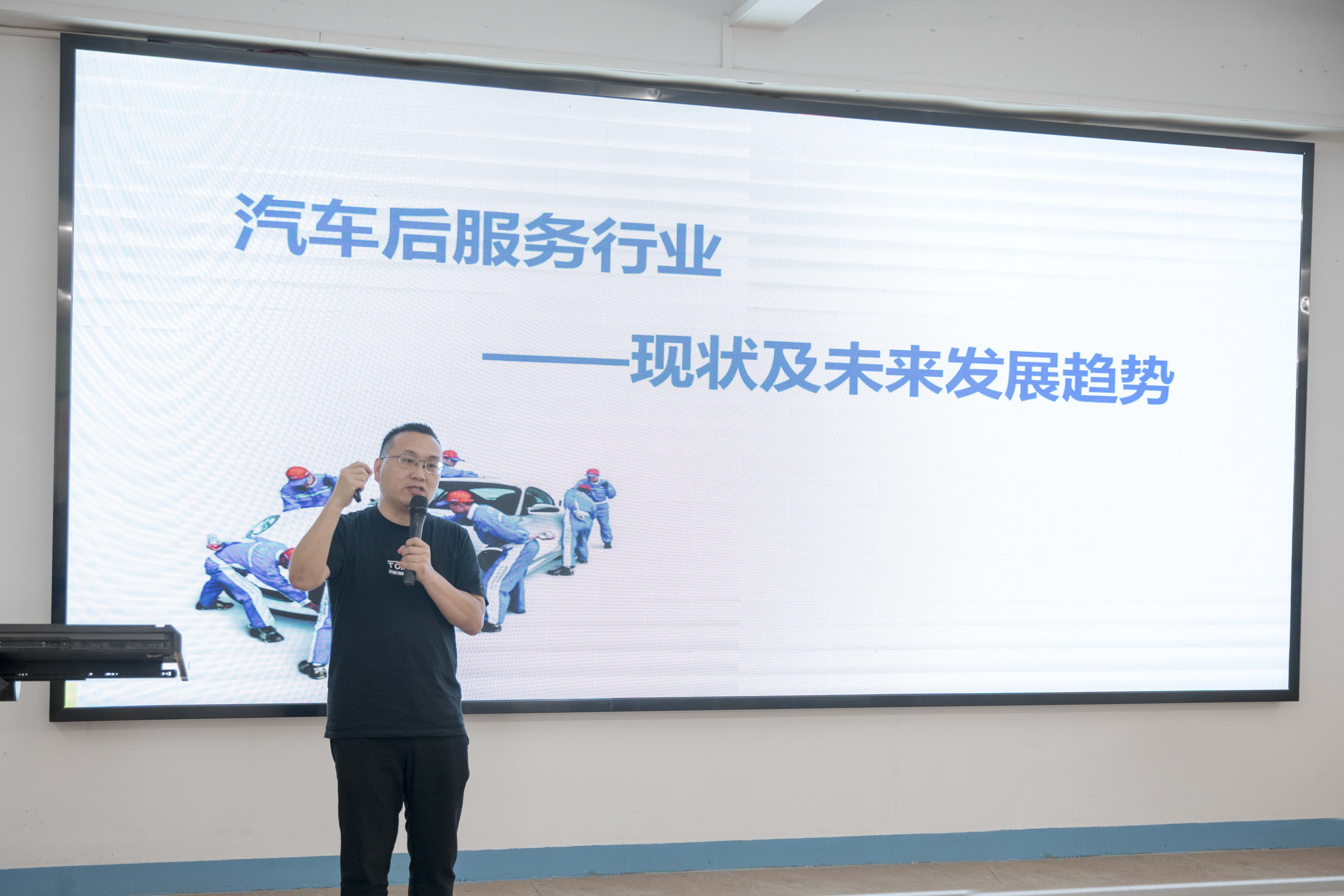 3L8A3968.jpg 3L8A3968.jpg