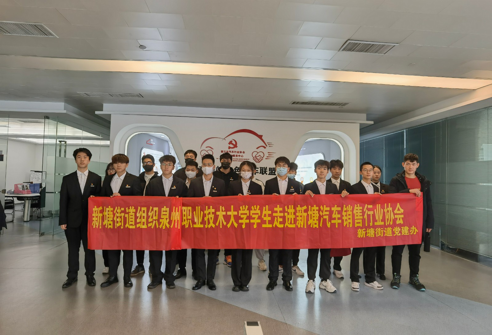 微信图片_20211220135703.jpg 微信图片_20211220135703.jpg