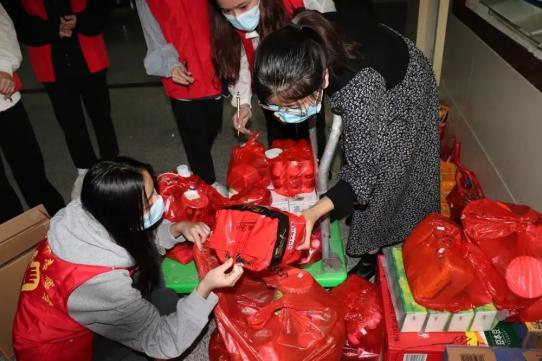 图片2.png 图片2.png