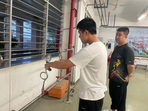 图片5.jpg 图片5.jpg